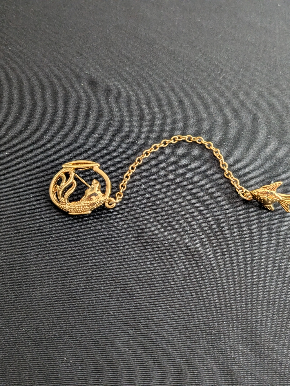 Monet Vintage 2007s Fishbowl With Fish On Chain Gold Tone